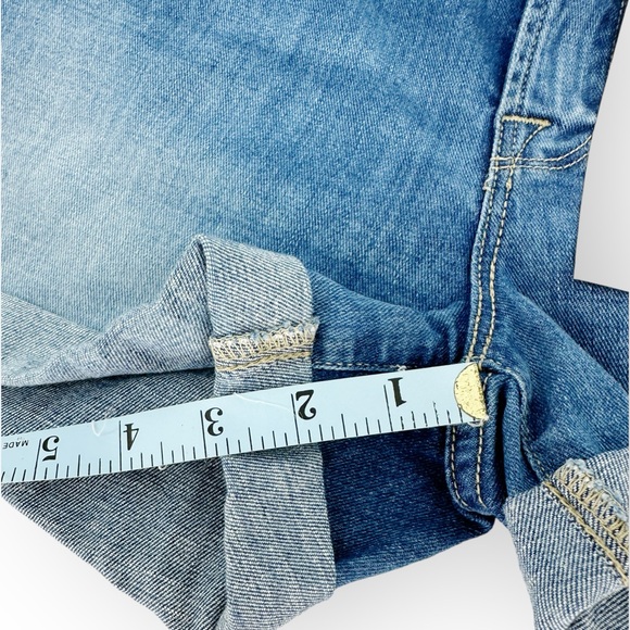 FRAME DENIM NWT LE Cutoff Cuffed Short in Ashcroft Wash- size 27 - Picture 7 of 11